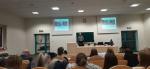 przedstawiciel opolskiej KAS podczas prelekcji ze studentami