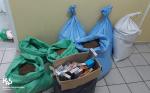 Siedem worków z tytoniem i karton z papierosami
