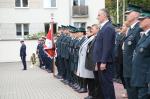 pracownicy i funkcjonariusze opolskiej KAS podczas uroczystego apelu na placu